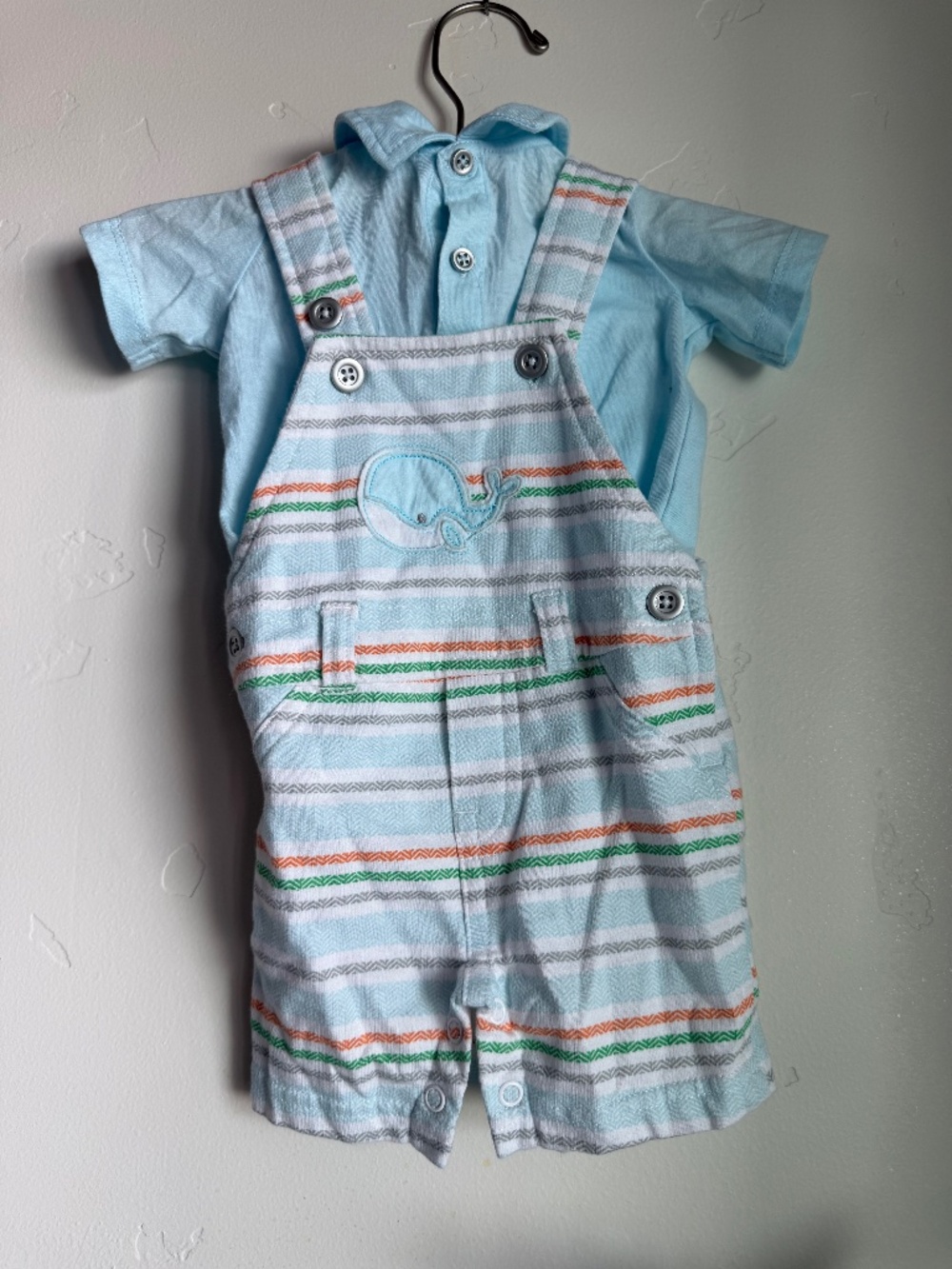 2 short overalls sets